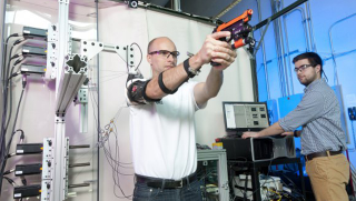 Illustration for article titled The Army Built a Robot To Help Soldiers Shoot Guns Better